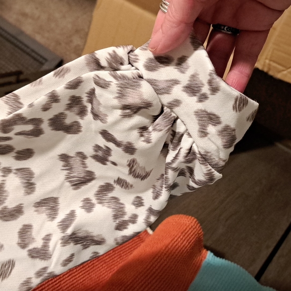 ❤️New patchwork color block top - Picture 10 of 11